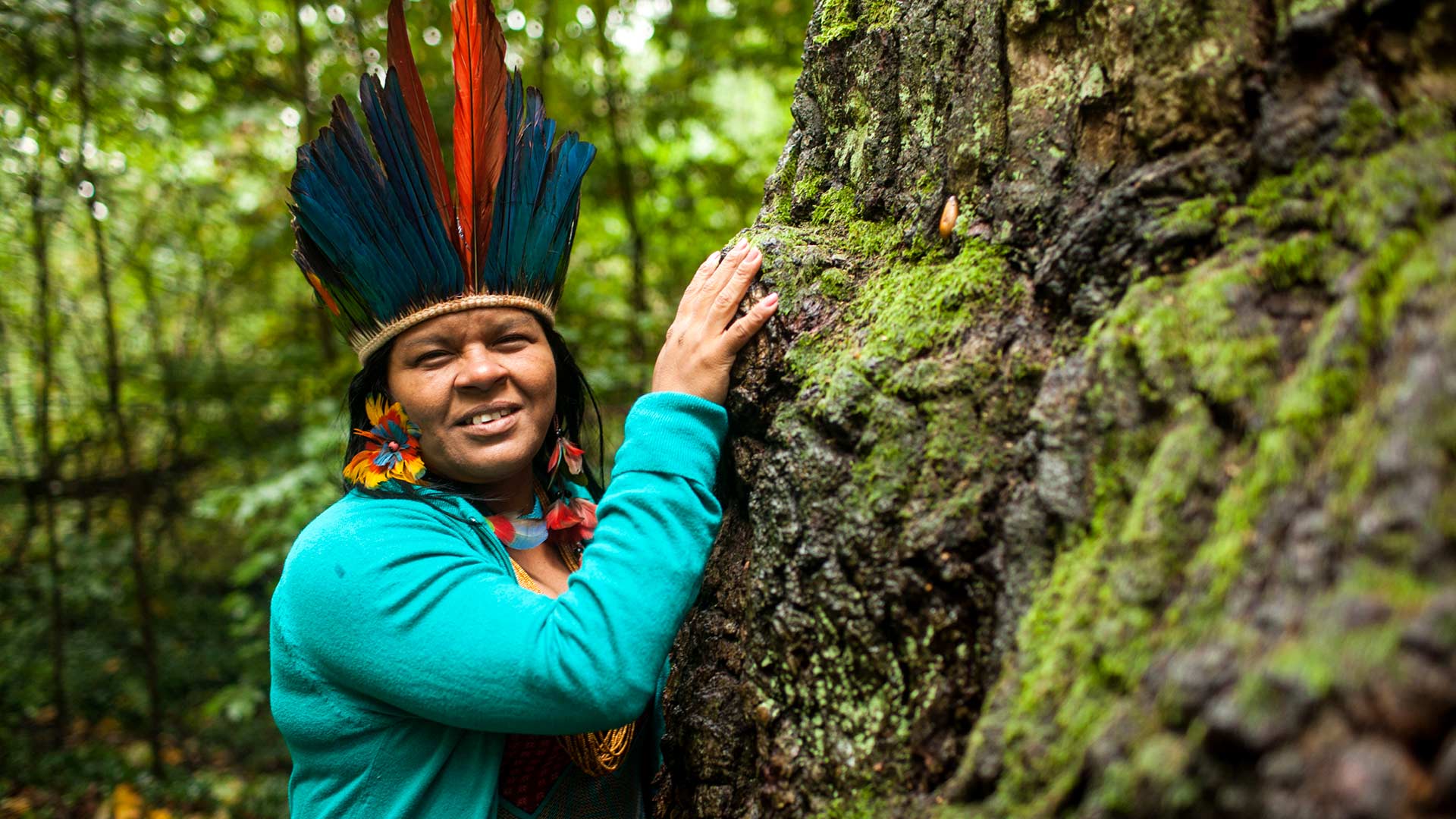 Indigenen Aktivistin Sonia Guajajara beim Besuch in Berlin