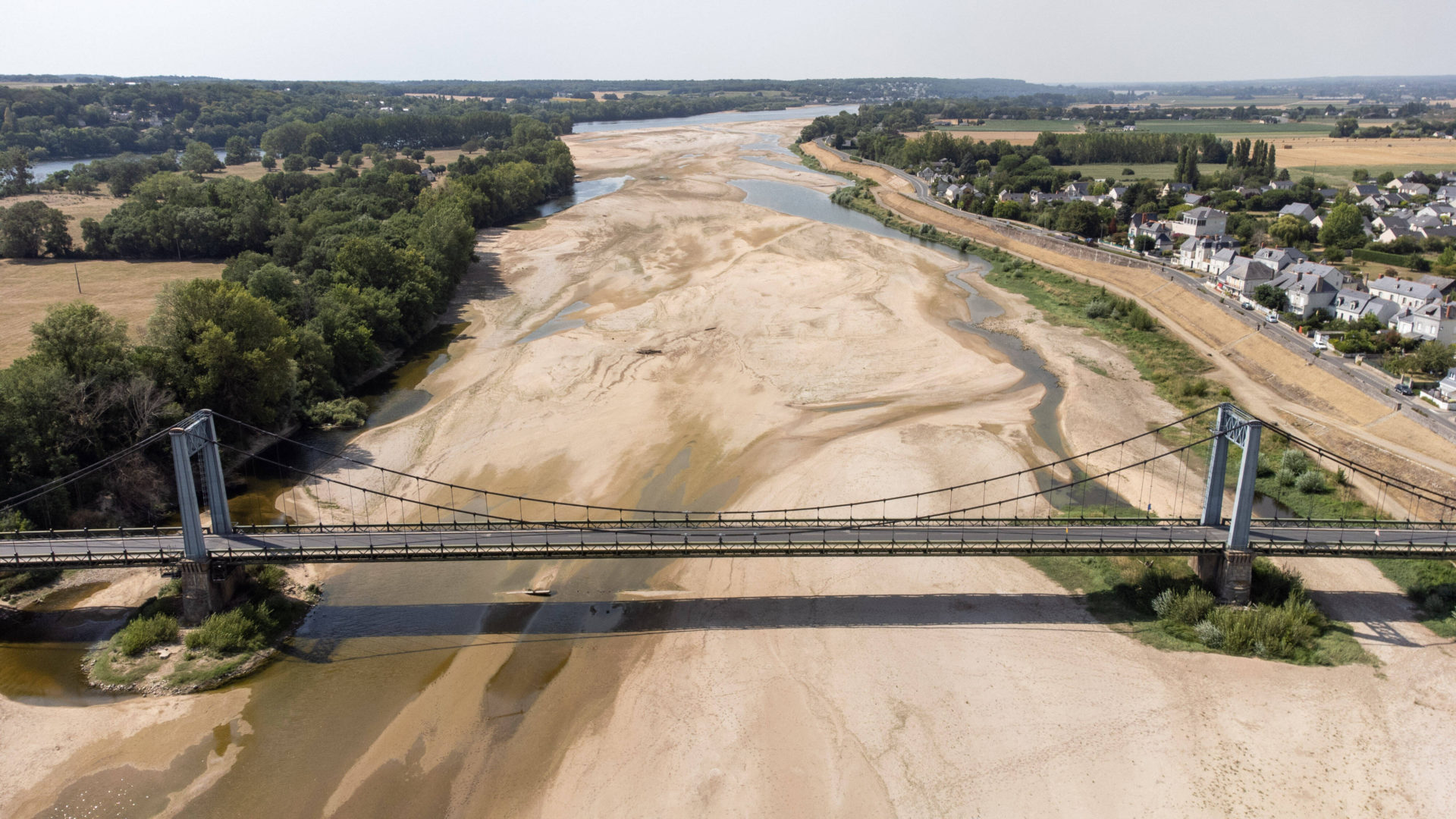 Flüsse in der Klimakrise. Loire ausgetrocknet 2022